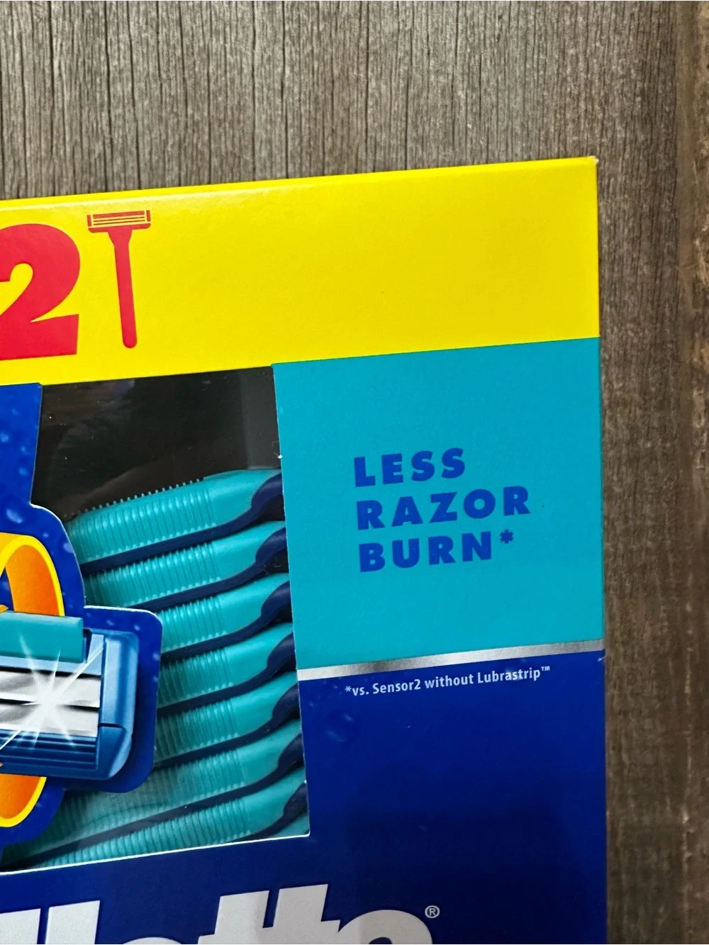 Gillette Sensor2 Plus Pivoting Head + Lubrastrip Men’s Disposable Razors 52 ct
